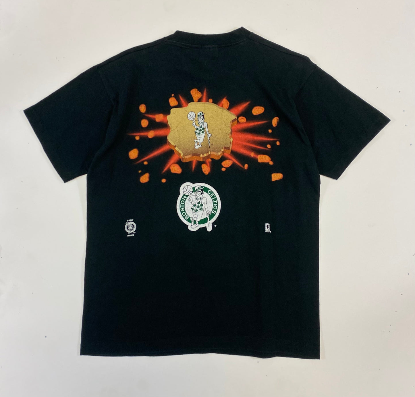1990’s Boston Celtics Official Fan Lightning T-Shirt L