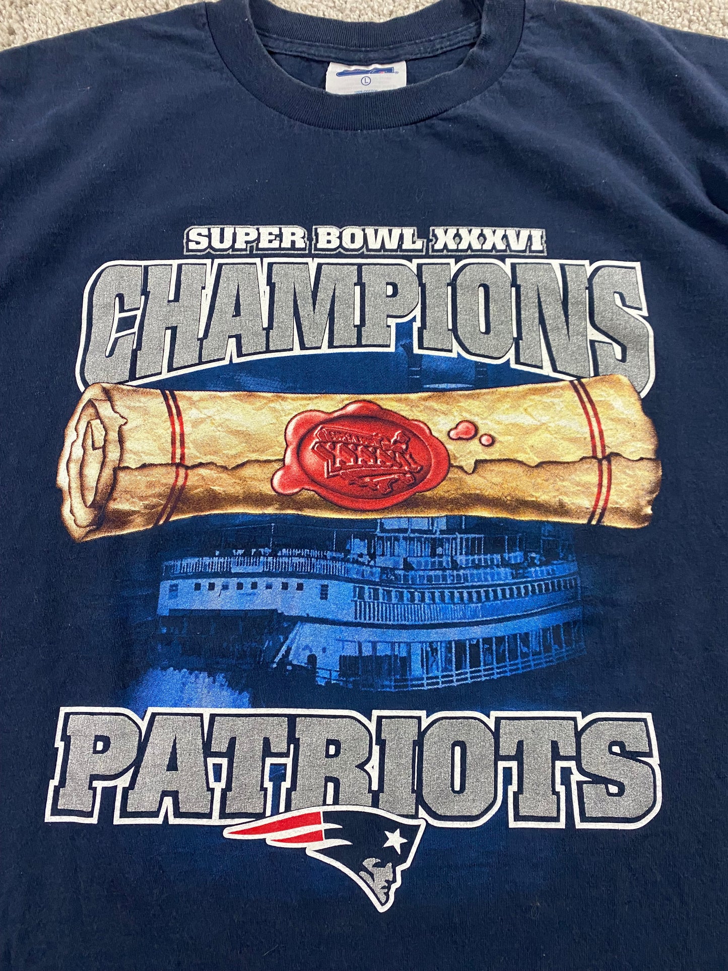 New England Patriots 01-02 Super Bowl Champs T-Shirt L