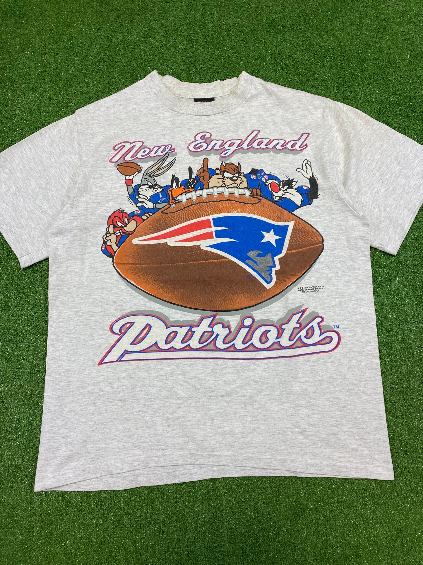 1994 New England Patriots Looney Tunes T-Shirt XL