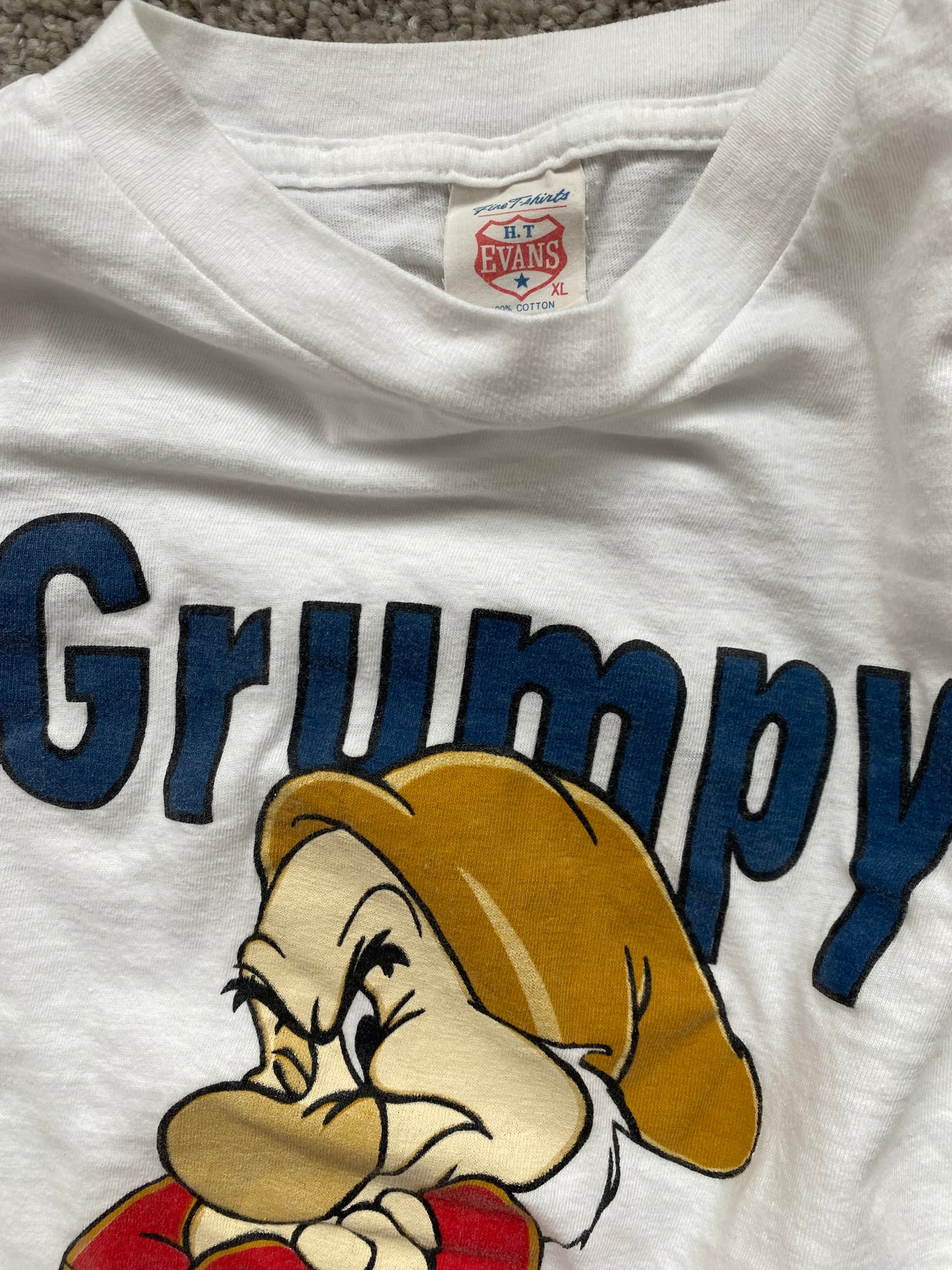 Grumpy Vintage Disney Dwarf T-Shirt XL