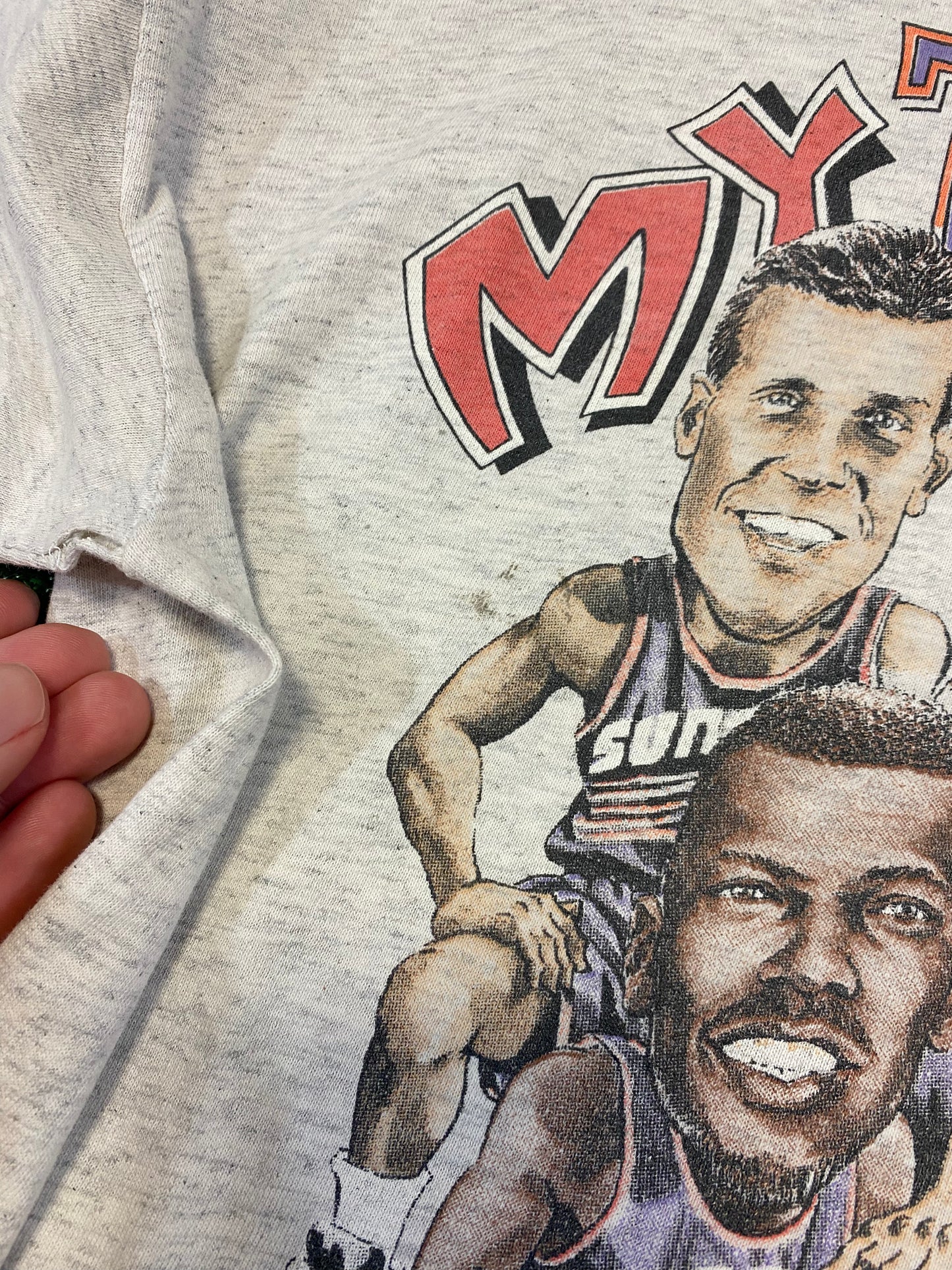 1990’s Phoenix Sun’s Salem Charicature T-Shirt