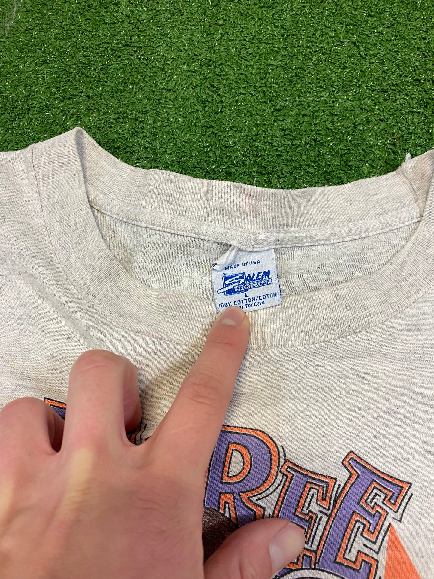 1990’s Phoenix Sun’s Salem Charicature T-Shirt