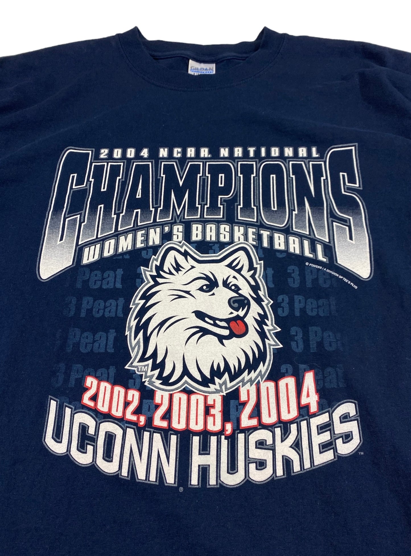 UConn Women’s 2004 3-Peat Basketball T-Shirt XL