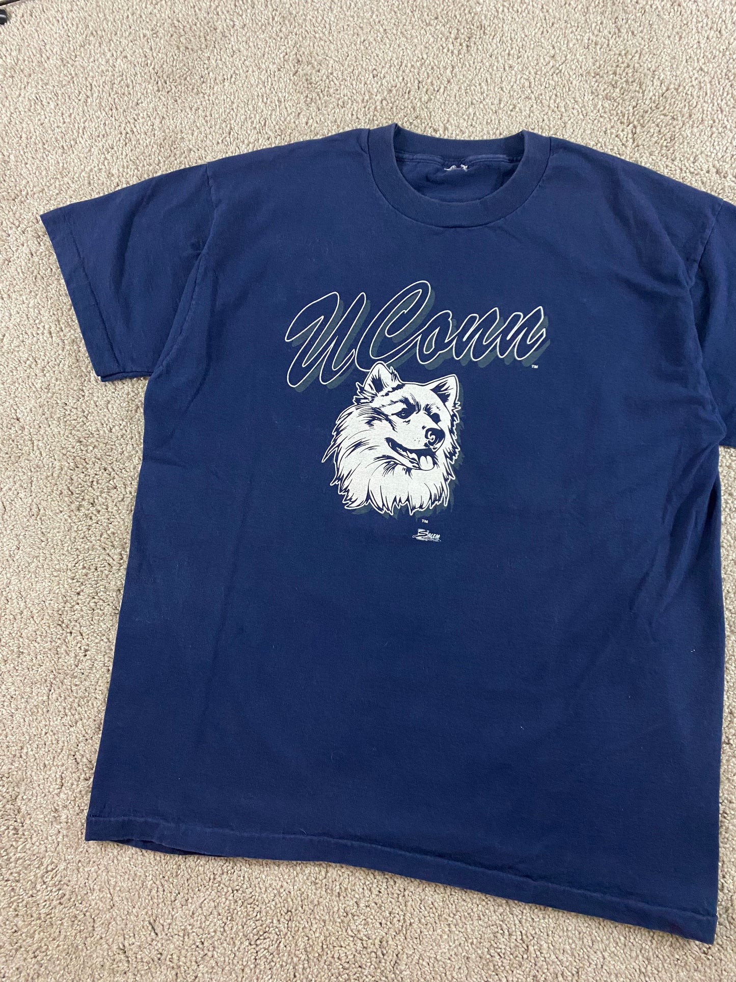 UConn Huskies Salems Sportswear 90’s T-Shirt XL