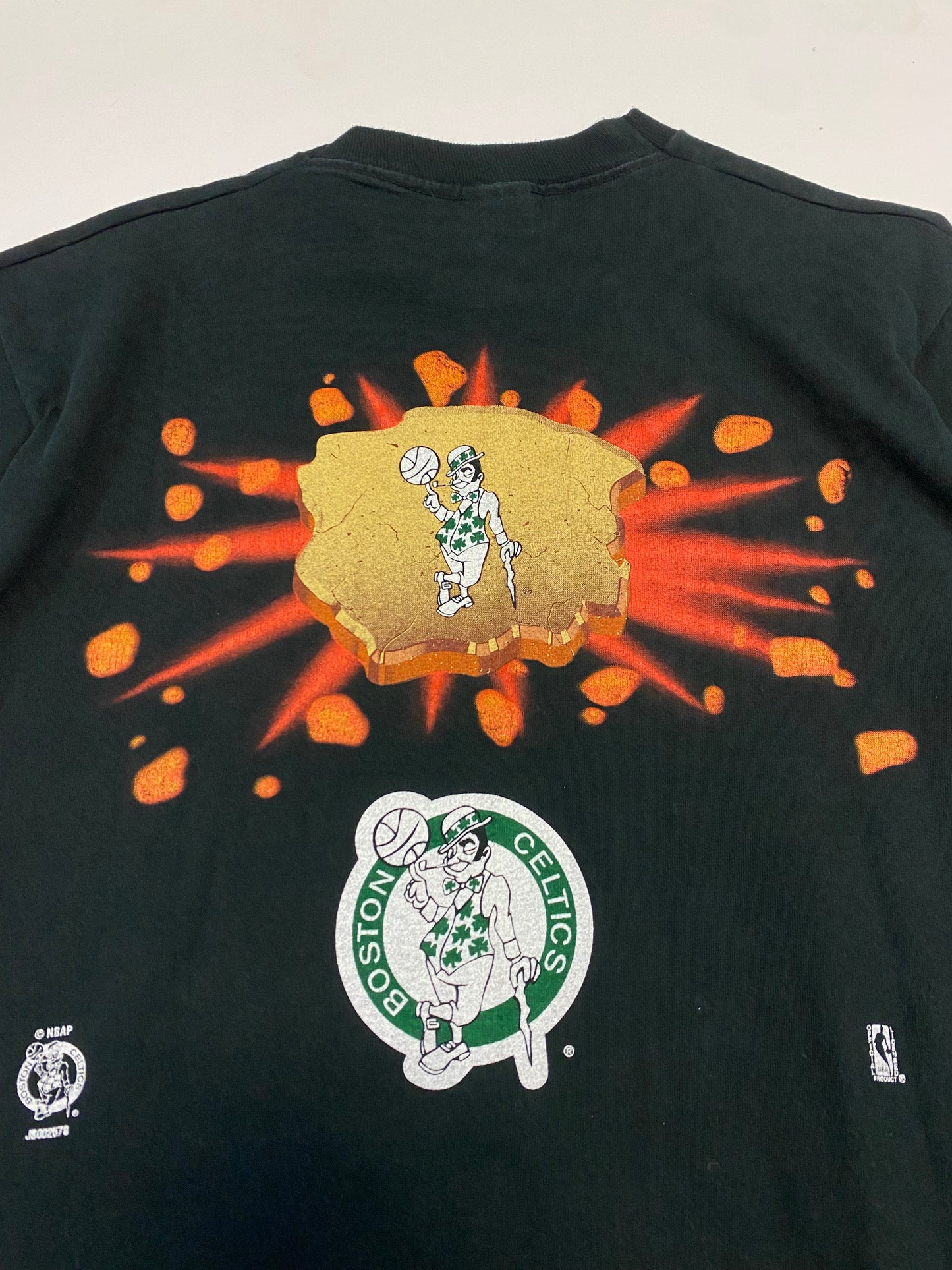 1990’s Boston Celtics Official Fan Lightning T-Shirt L