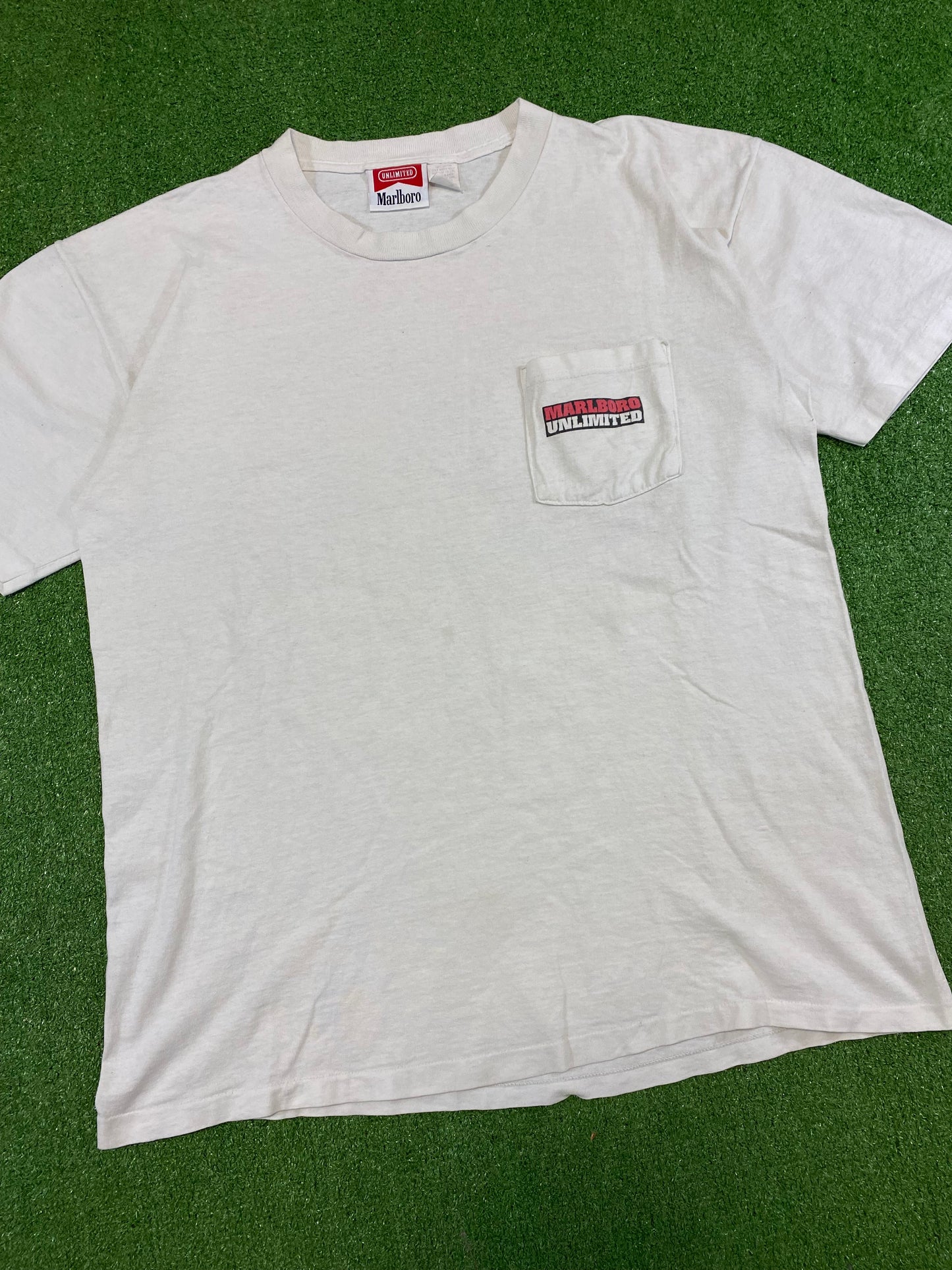 1995 Marlboro Unlimited T-Shirt XL