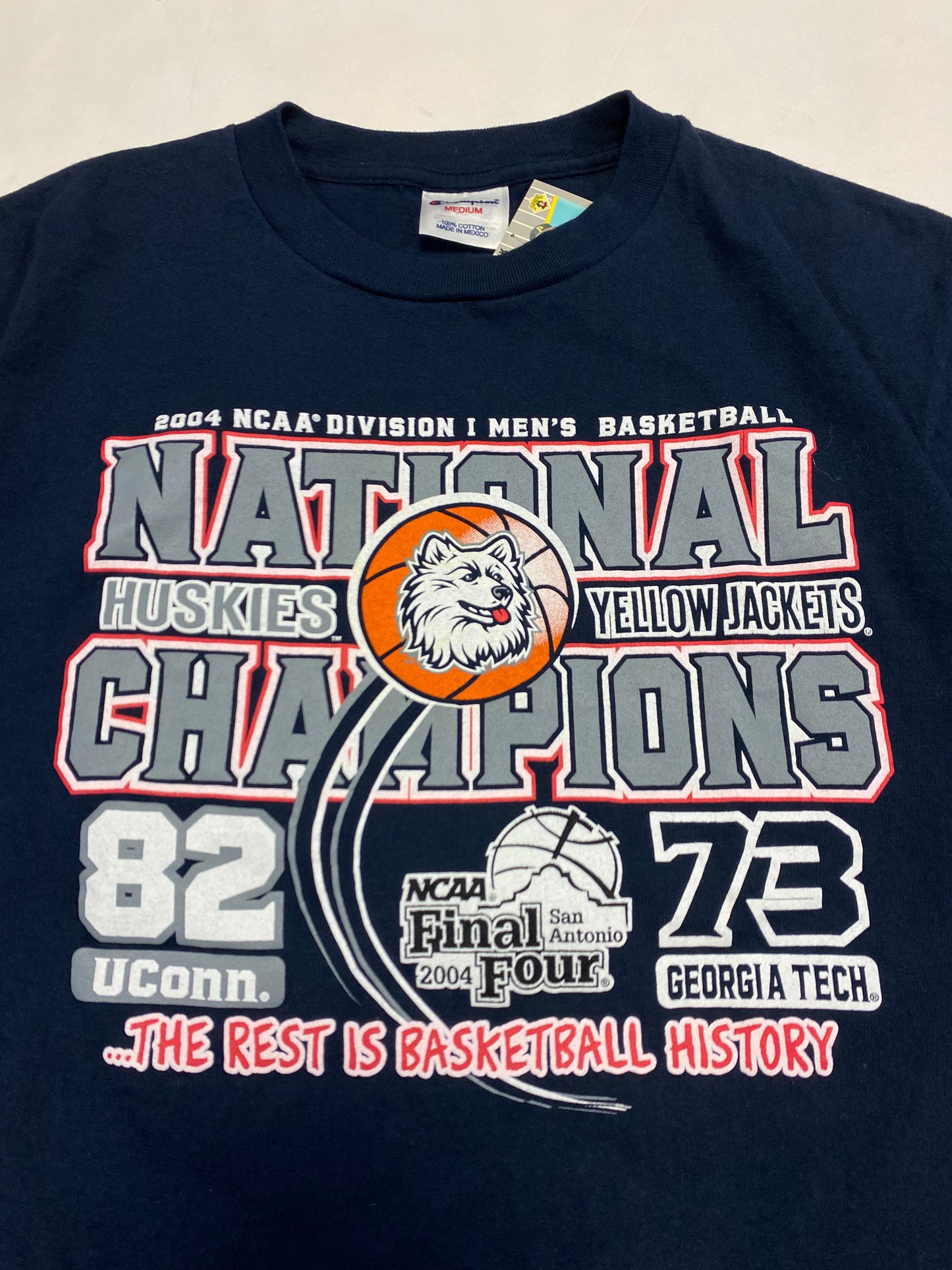 2004 UConn Huskies Men’s National Champs T-Shirt