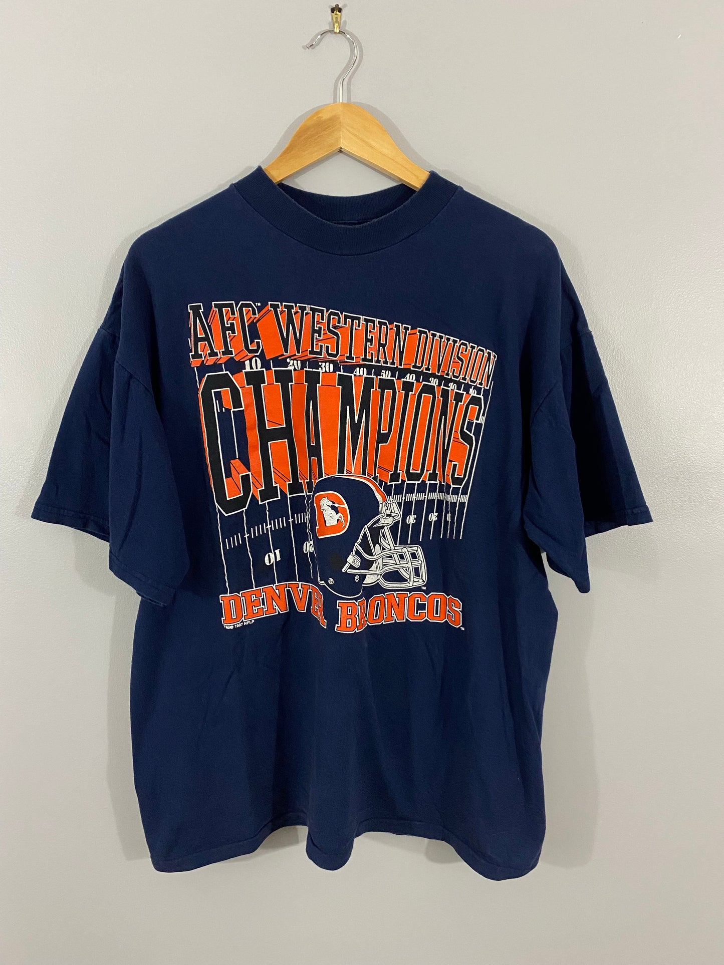 Vtg ‘97 AFC West Champs Denver Broncos T-Shirt